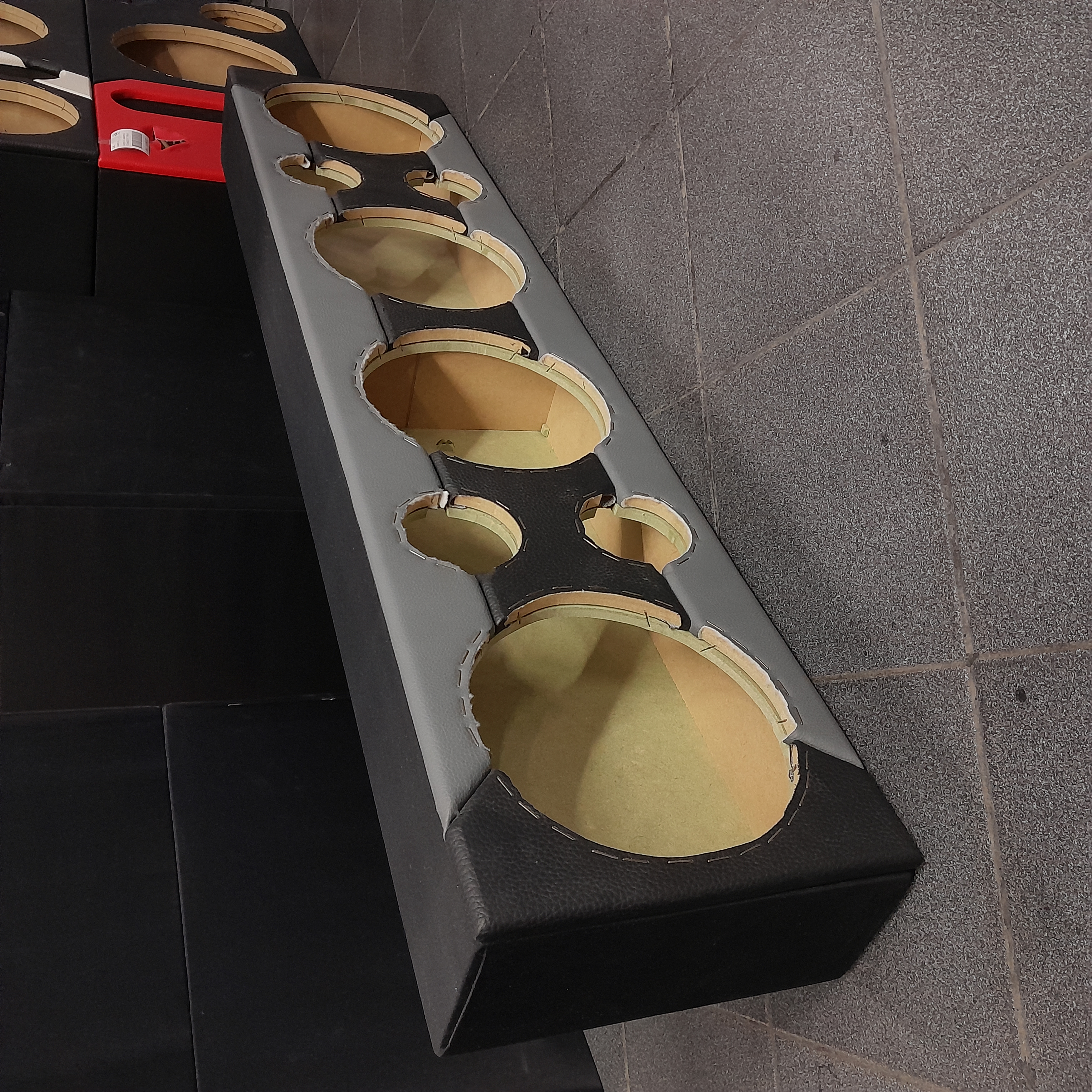  CAJON 4 MEDIOS 8 Y 4 TWEETER    